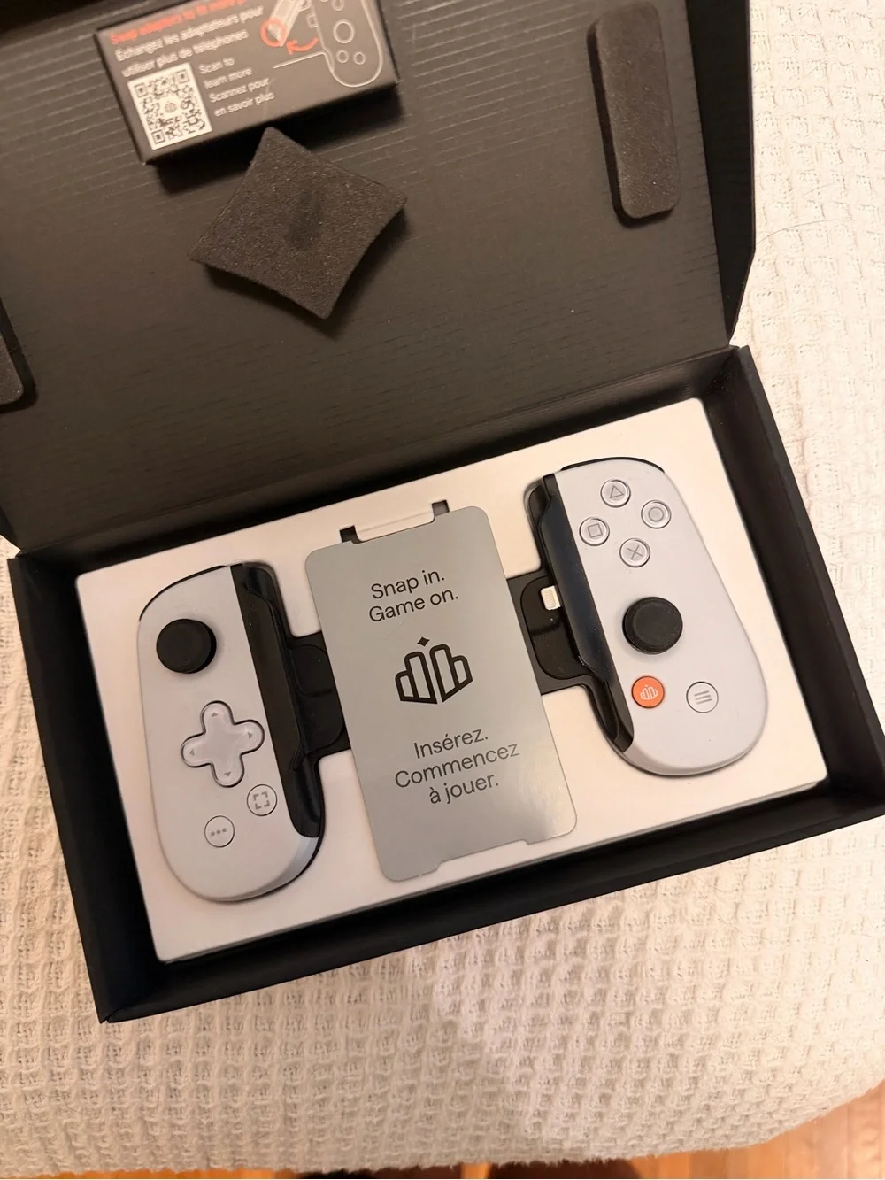 Backbone Mobile Gaming Controller (Lightning) – Like New